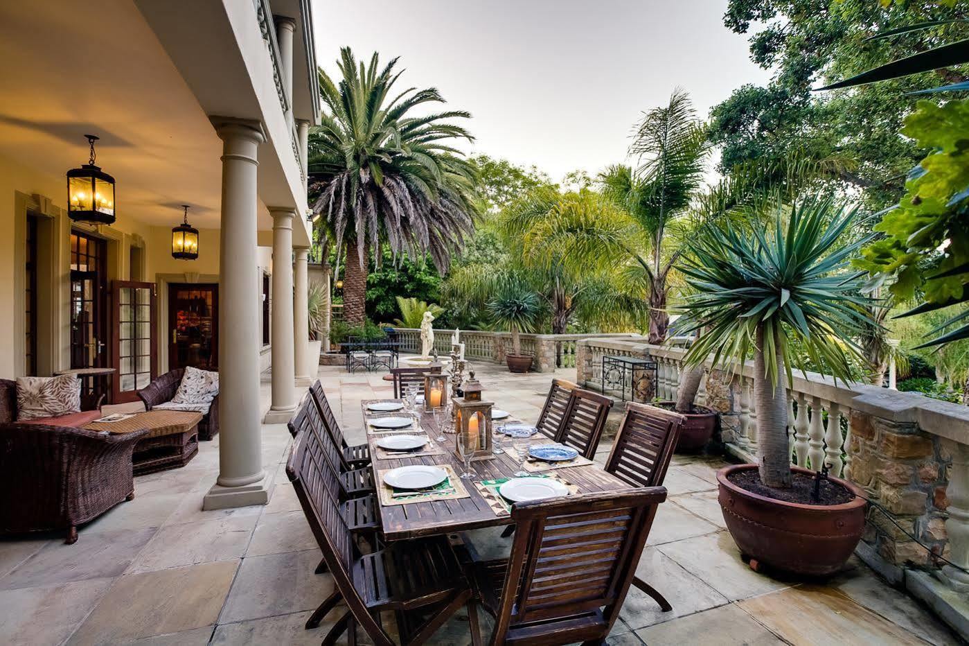Ibis House Guest house 4*